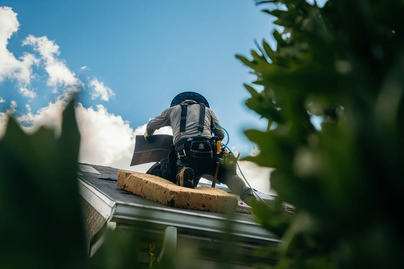 Tarping and dry-in on a Mooreland commercial roof