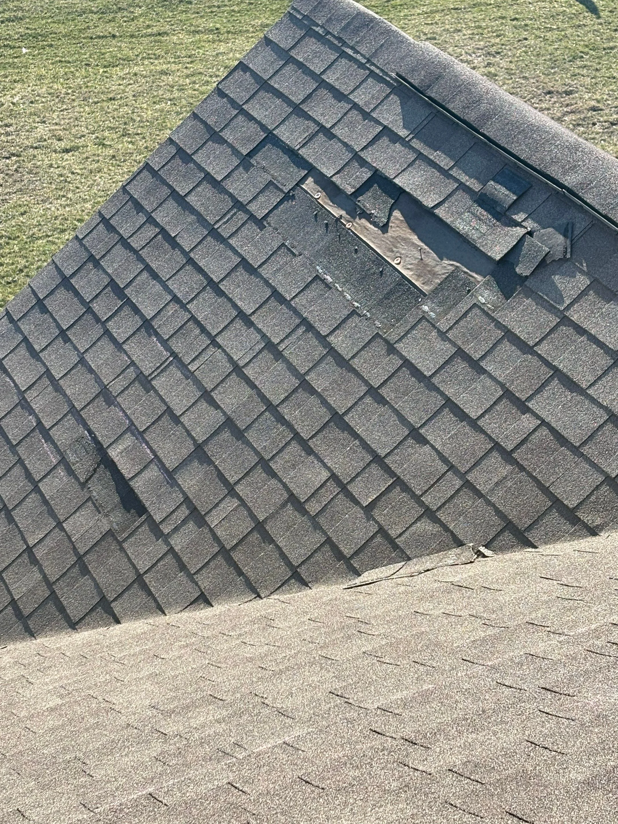 How Long Does a Commercial Roof Coating Last? A Mooreland Guide